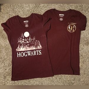 Harry Potter Hogwarts & 9 3/4 Tshirt Bundle x 2 Vneck Juniors size L Like new